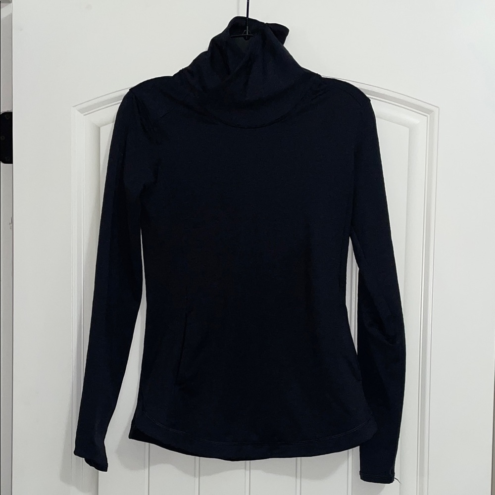 CALIA by Carrie Underwood Black Top